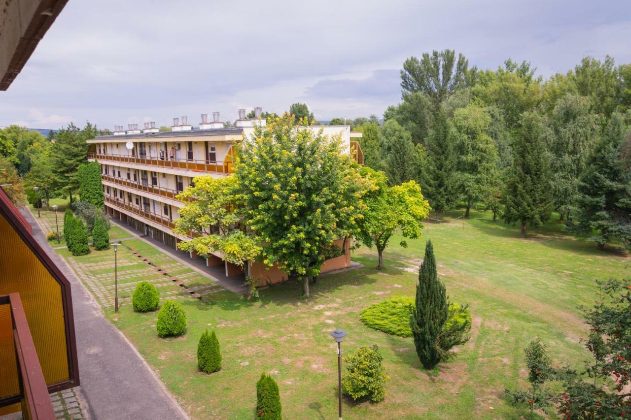 Helikon 32 Apartman Keszthely Exterior photo